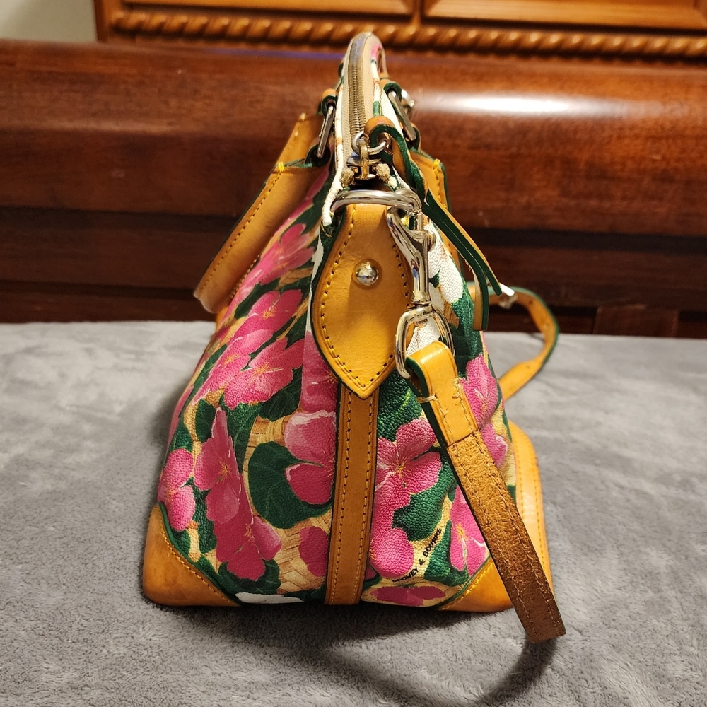 🌸 Vibrant Dooney & Bourke Hydrangea Basketweave Satchel. 🌸 - Picture 3 of 7